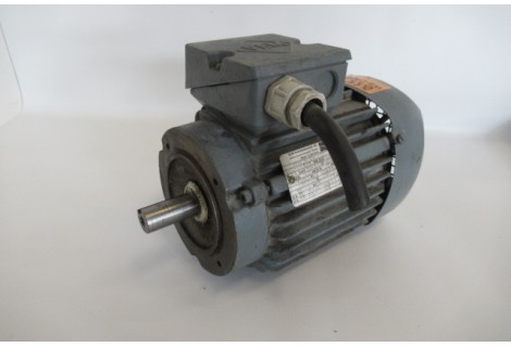 .0,55 KW 900 RPM AS 19 mm. Used.